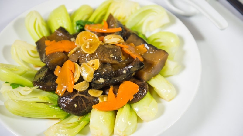 Ăn hải sâm đúng cách giúp tận dụng giá trị dinh dưỡng đồng thời hạn chế các rủi ro đối với sức khỏe
