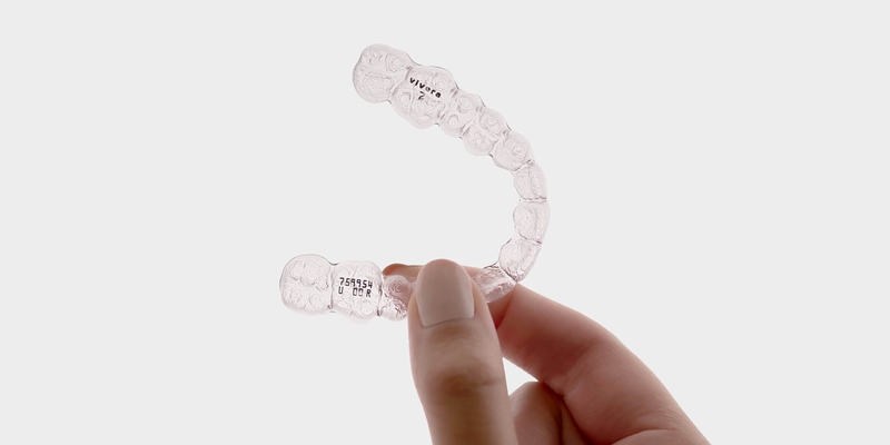 Hàm duy trì Vivera là một loại hàm duy trì trong nha khoa