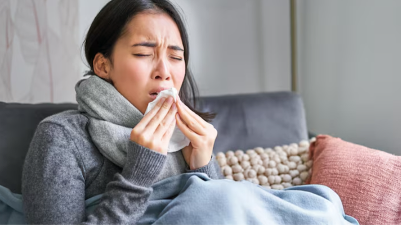 Tay chân lạnh là một trong những dấu hiệu của hàn khí