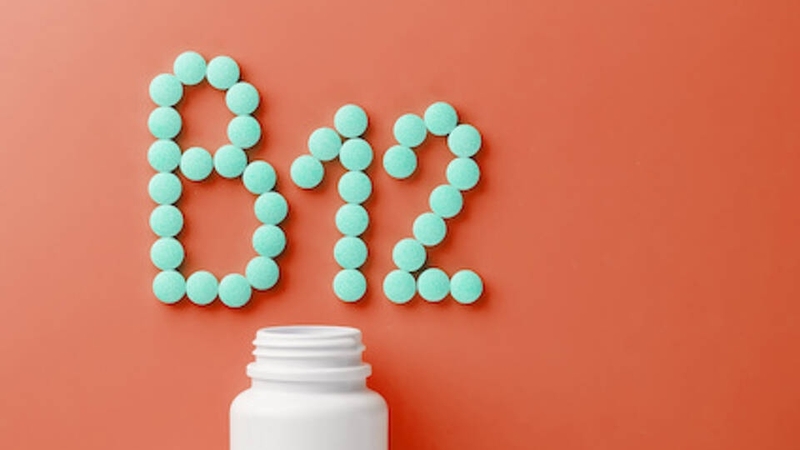 Hấp thụ quá nhiều vitamin B12 có sao không?