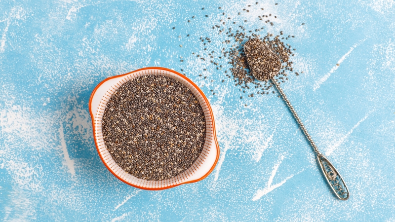 Lưu ý chỉ nên dùng 1 - 2 muỗng hạt chia mỗi ngày