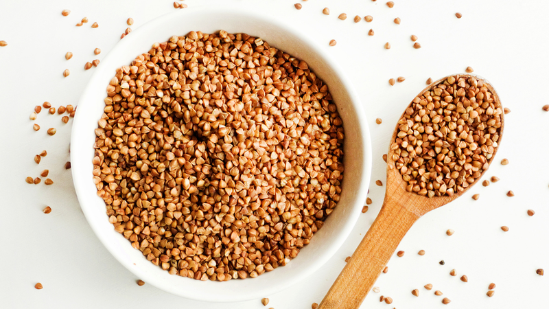 Chỉ nên tiêu thụ một lượng vừa phải, khoảng 40-100 gram hạt khô mỗi ngày