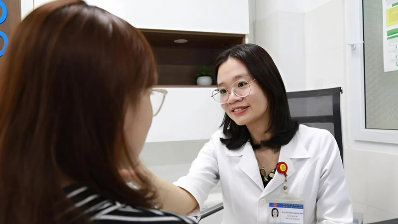 Người dùng nên hỏi ý kiến bác sĩ, dược sĩ trước khi sử dụng