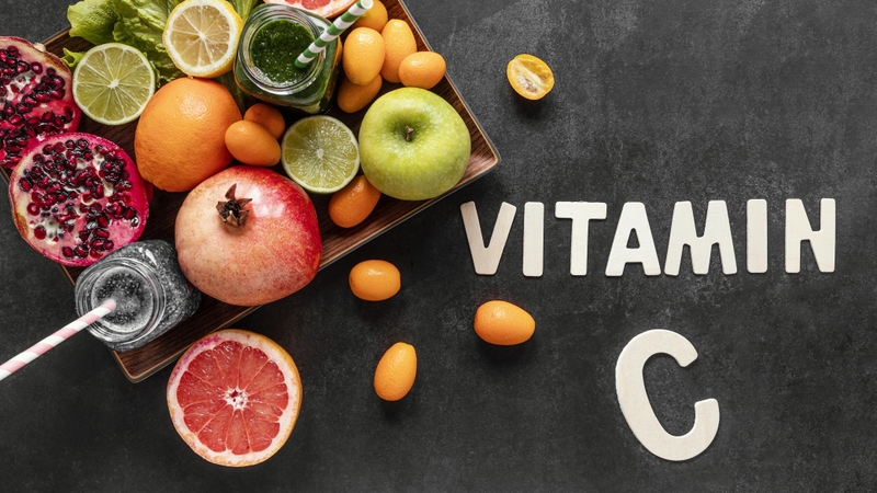 Thiếu vitamin C và E cũng khiến bạn dễ bị dị ứng