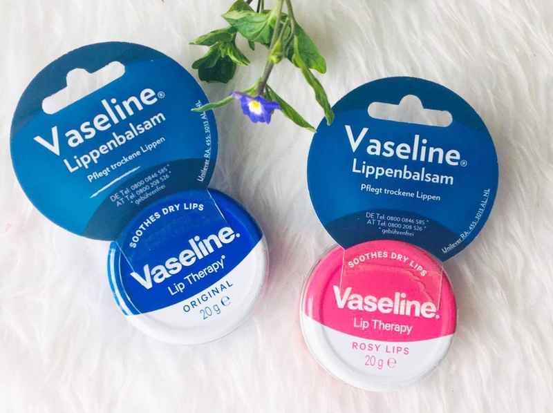 Hiện nay son dưỡng Vaseline có mấy loại?