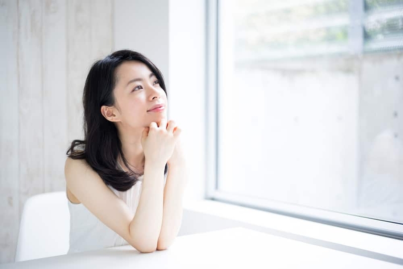 tac-dung-cua-chat-sat-doi-voi-da-toc-va-mong-tay-cua-co-gai-tuoi-day-thi-2