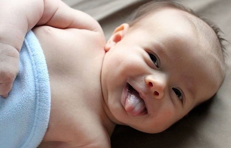 Hiện tượng nấm lưỡi ở trẻ sơ sinh là như thế nào?