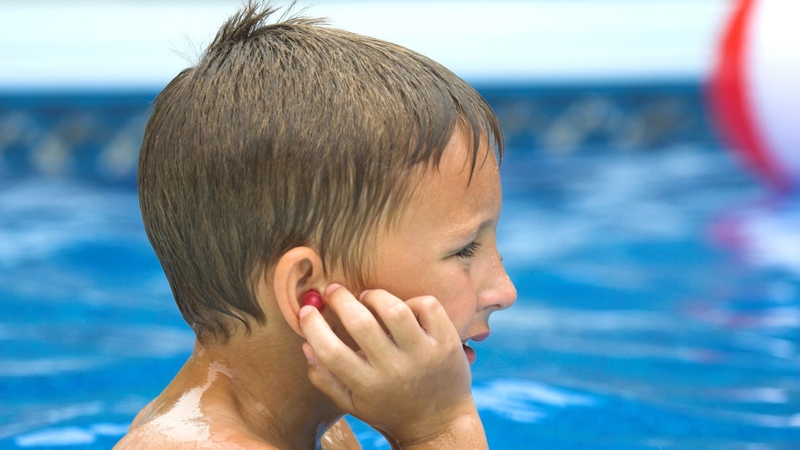 Hiện tượng ù tai sau khi bơi có nguy hiểm không 1