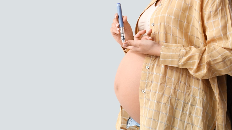 Hình ảnh nước tiểu có váng mỡ: Nguyên nhân, dấu hiệu và cách điều trị 4