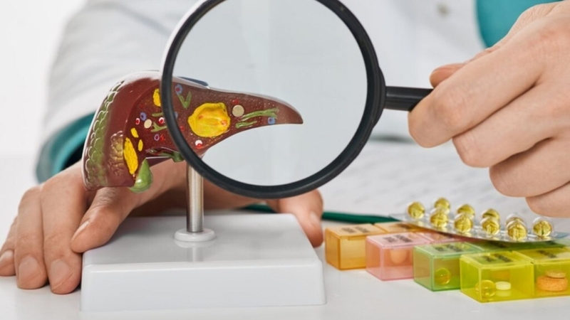 Ho nhiều kèm theo đau sườn phải có thể là dấu hiệu cảnh báo bệnh lý gan mật