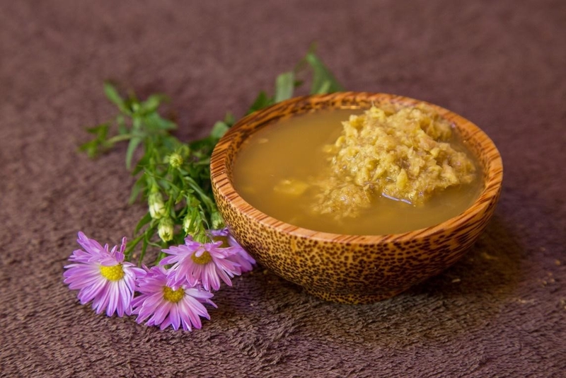 Học ngay cách làm lông mày rậm bằng gừng cực đơn giản3