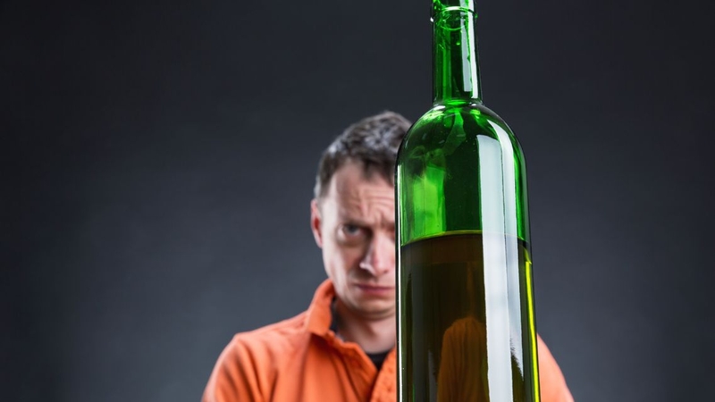 Hội chứng cai rượu có thể rất nguy hiểm trong nhiều trường hợp