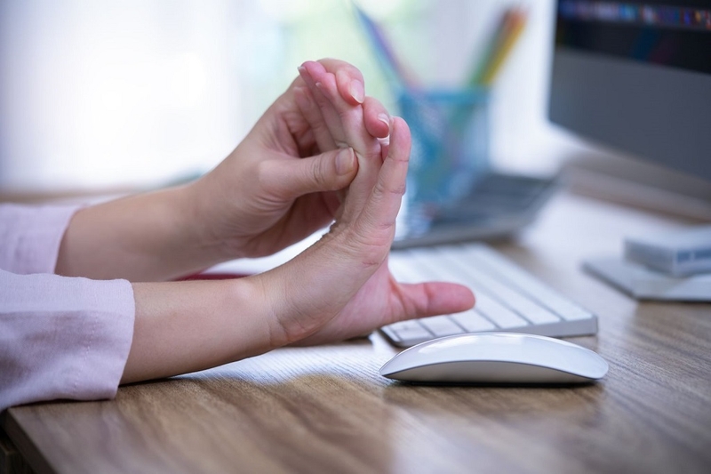 Hội chứng đau cục bộ phức tạp (CRPS): Nguyên nhân và dấu hiệu nhận biết bệnh 4