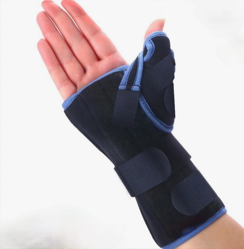 Hội chứng De Quervain là gì? Triệu chứng, chẩn đoán và điều trị