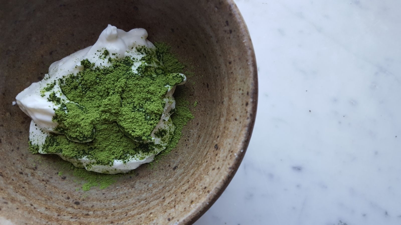 Bà bầu có nên đắp mặt nạ trà xanh? 3