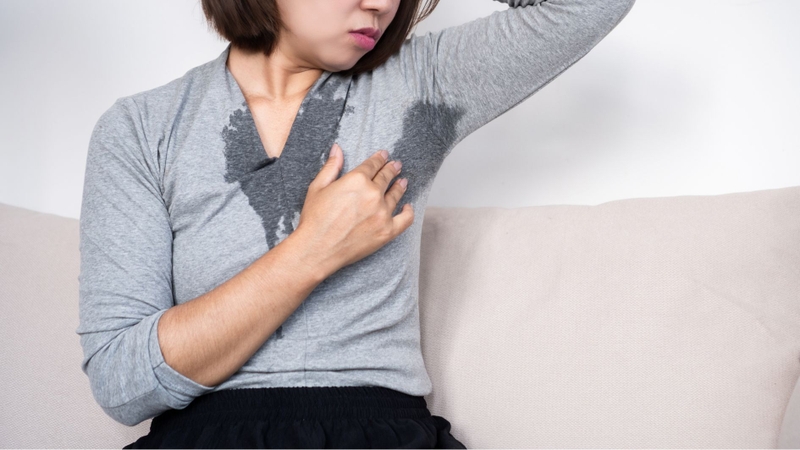 Rối loạn nội tiết có thể kích thích tuyến mồ hôi hoạt động nhiều hơn