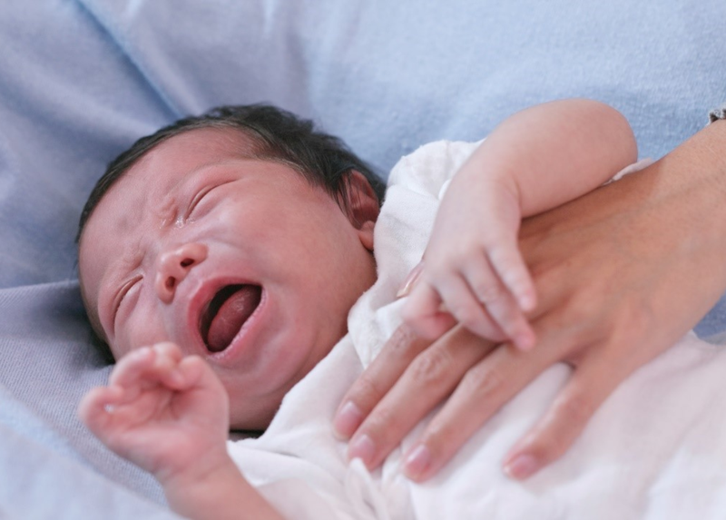 Tác hại khôn lường khi hôn trẻ sơ sinh mẹ đã biết chưa? 3