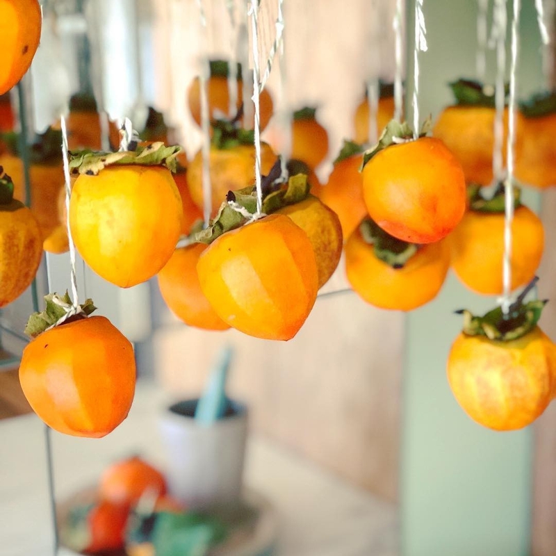 Hồng treo gió bị mốc có ăn được không? 7 lợi ích khi ăn hồng treo gió 3