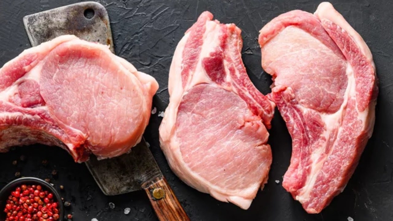 Thịt lợn có mùi hôi ăn được không? Một số cách khử mùi thịt lợn hôi 2