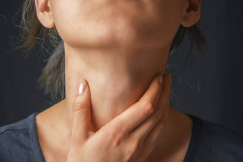 Khô rát cổ họng – Nguyên nhân và cách khắc phục 4