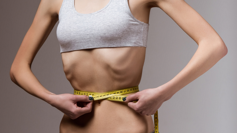 Giảm cân đột ngột, không chủ ý và không liên quan đến thay đổi chế độ ăn hay tập luyện, là biểu hiện đáng lo ngại