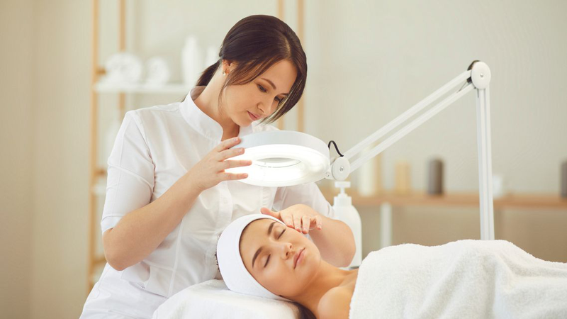 Azelaic acid có đẩy mụn không? Hiểu đúng trước khi sử dụng 4
