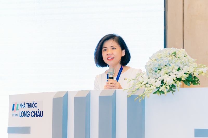 Ba_Huynh_Thi_Cao_Thi_Giam_doc_Trung_tam_dao_tao_FPT_Long_Chau.jpg