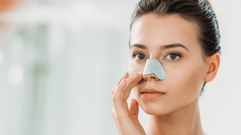 Hướng dẫn skincare đúng cách: Trước khi lột mụn nên làm gì? 4