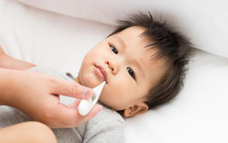 Mũi tiêm ipv có sốt không? Trẻ em sốt bao nhiêu ngày sau khi tiêm 3