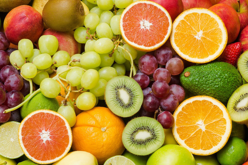 Nên bổ sung rau củ quả, trái cây vào khẩu phần ăn hàng ngày của người già