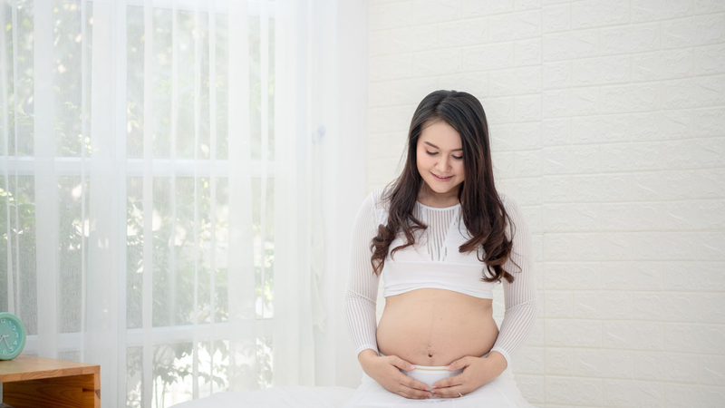 Không nên sử dụng Tofacitinib trong thời kỳ mang thai vì có thể gây dị tật bẩm sinh cho thai nhi