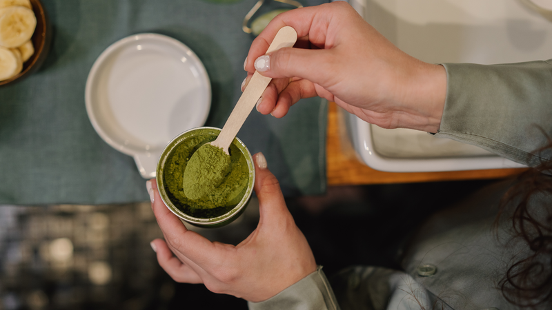 Xu hướng uống matcha latte mỗi ngày, lợi hay hại 2.png