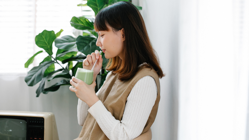 Xu hướng uống matcha latte mỗi ngày, lợi hay hại 4.png