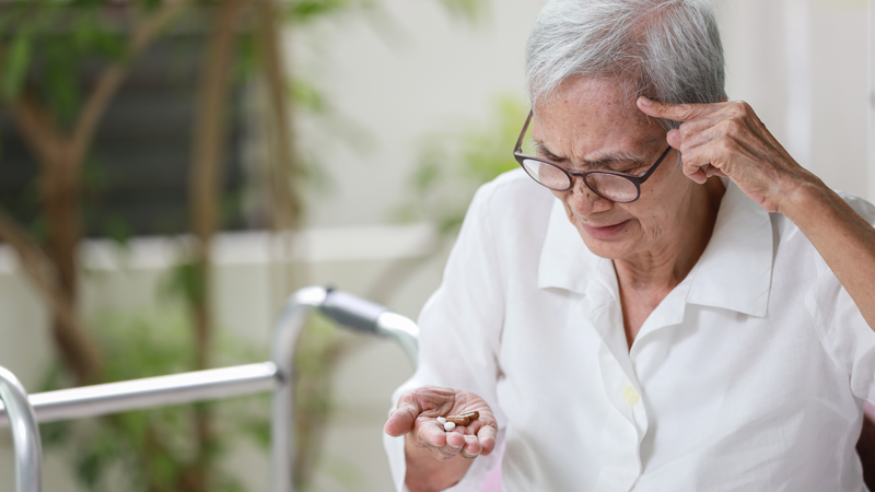 Bệnh Alzheimer: Triệu chứng, nguyên nhân và cách điều trị 1