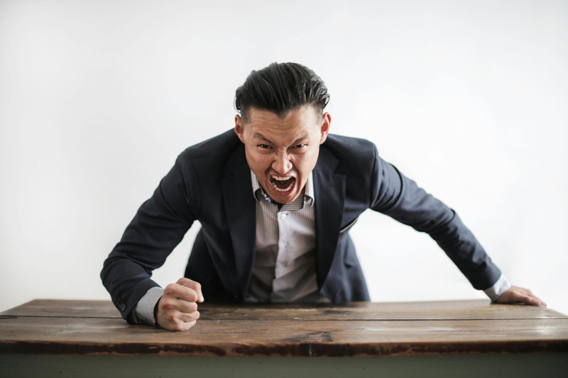 Bệnh ái kỷ ác tính là gì? Phân biệt bệnh ái kỷ ác tính và chứng rối loạn nhân cách chống xã hội 3