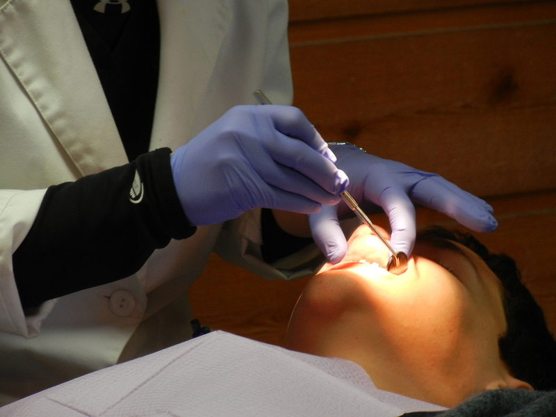 Cắm Implant bao lâu thì hết sưng? Hướng dẫn cách giảm sưng nhanh sau cấy ghép Implant 3