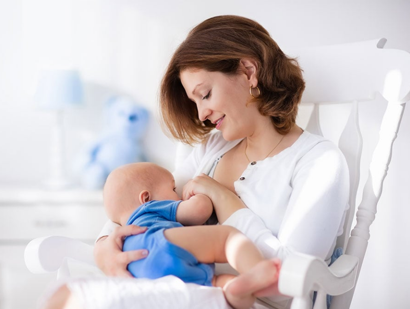 Lịch easy 4​ cho bé mấy tháng tuổi? Những điều cha mẹ cần lưu ý 2