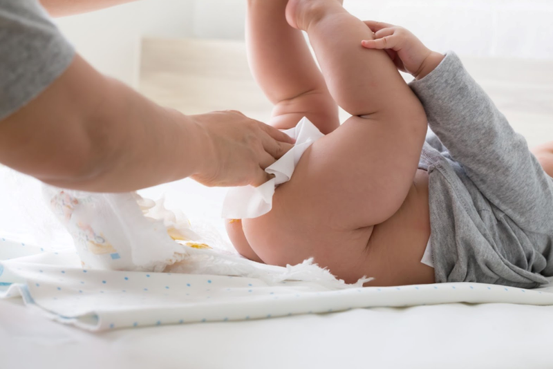 Trẻ sơ sinh đi phân lỏng có phải tiêu chảy? Cách khắc phục là gì? 1