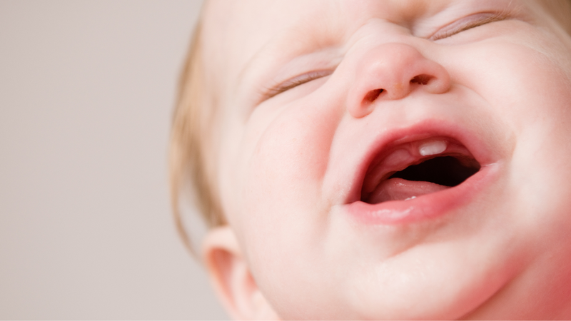 Bạn có biết: Em bé mọc răng nào trước? 1