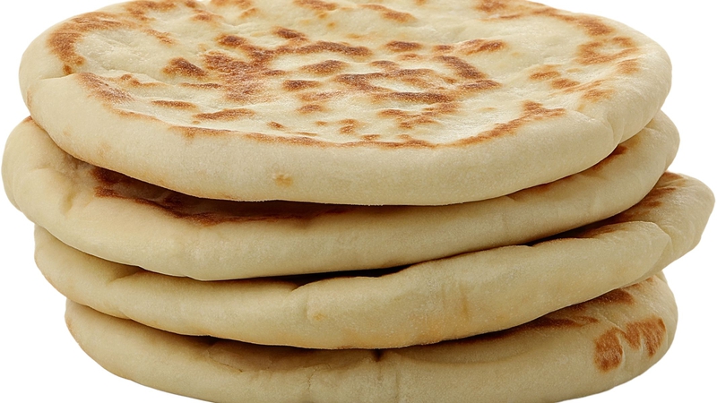 Bánh mì pita là gì? Lợi ích dinh dưỡng và những lưu ý khi sử dụng 1