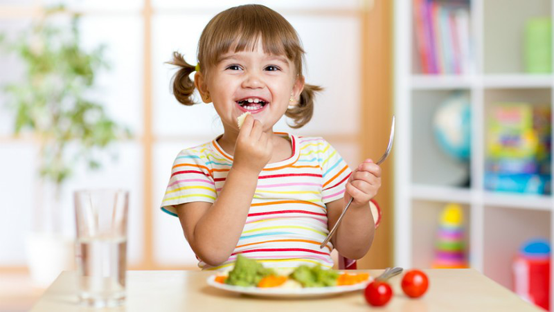 Bật mí thực đơn bữa sáng cho bé 2-3 tuổi đầy đủ dinh dưỡng 1