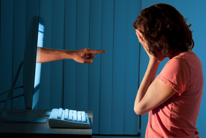 Bắt nạt trực tuyến (Cyberbullying) là gì? Ảnh hưởng của bắt nạt trực tuyến 2