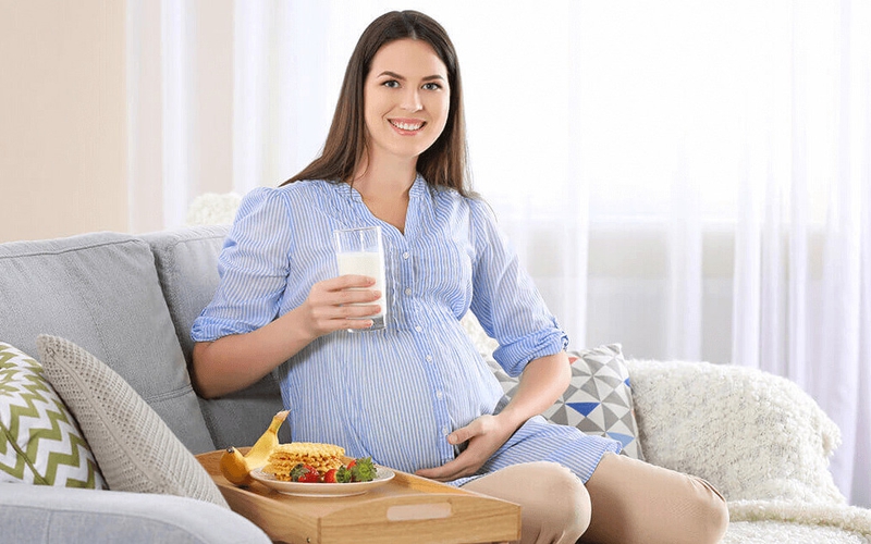Bầu 3 tháng đầu có nên uống sữa tươi không? Một số lưu ý khi bà bầu sử dụng sữa tươi 3