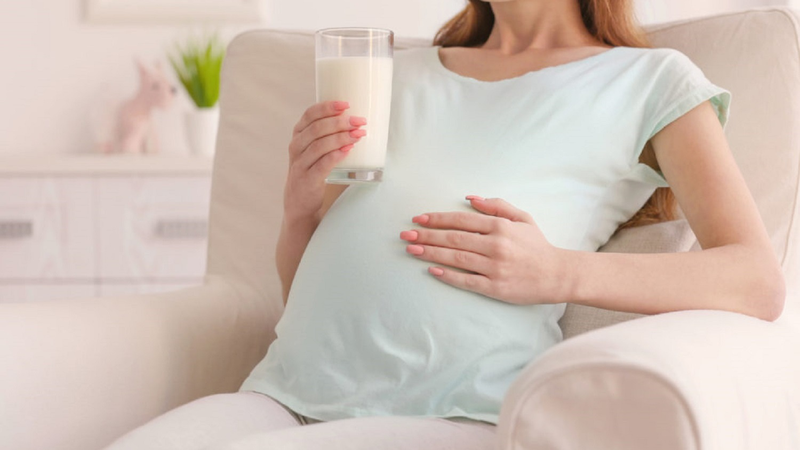 Bầu uống sữa óc chó được không? Những điểm cần chú ý khi dùng 2