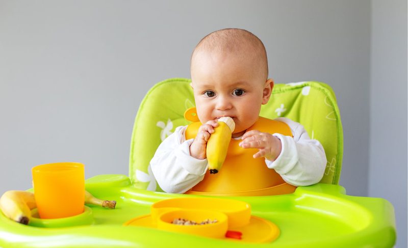 Bé 10 tháng bị táo bón phải làm sao 3