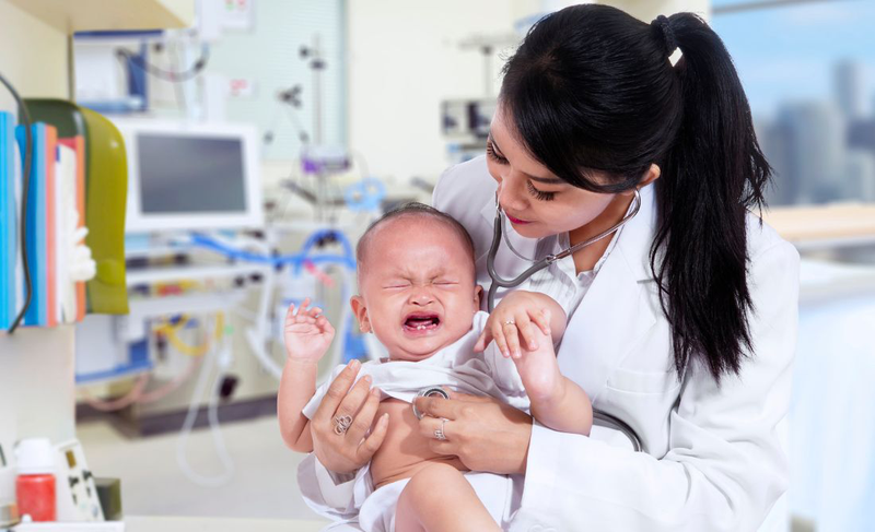 Bé 10 tháng bị táo bón phải làm sao 5