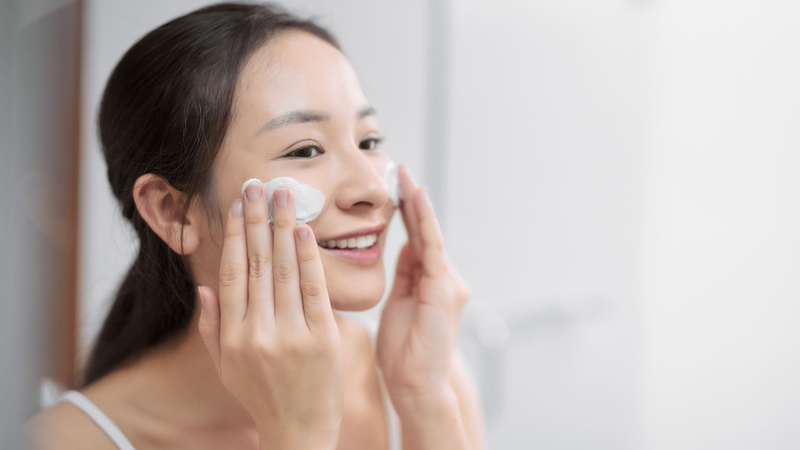 Ăn uống khoa học kết hợp chăm sóc da đúng cách mới giúp kiểm soát mụn nhọt hiệu quả
