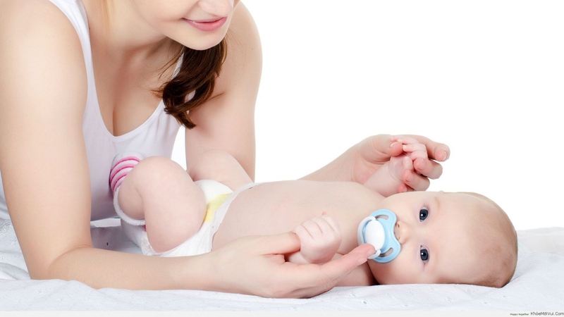 Bố mẹ nên làm gì để bảo vệ thính giác của trẻ sơ sinh? 2
