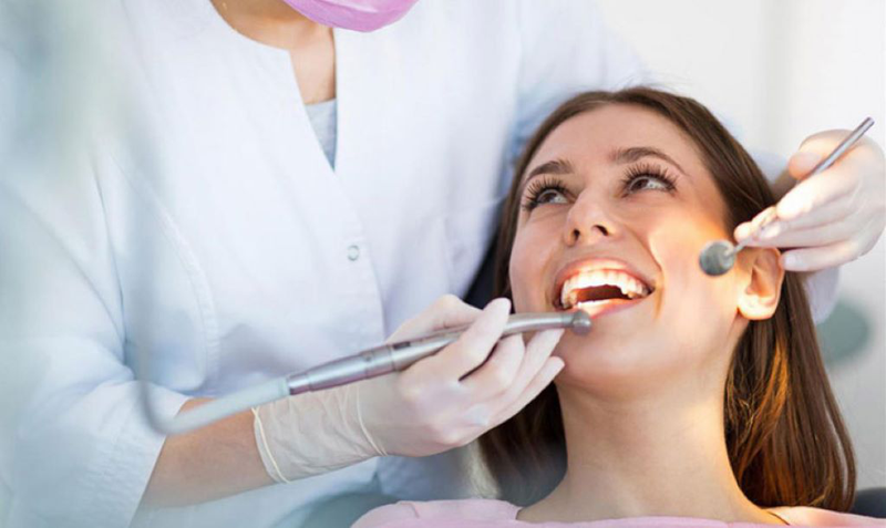 Bọc răng sứ có hại không? Những điều cần lưu ý khi bọc răng sứ 4