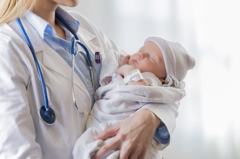 Nếu Vết Bớt Đi Kèm Lở Loét, Viêm Nhiễm,... Cần Nhanh Chóng Đưa Trẻ Đến Gặp Bác Sĩ